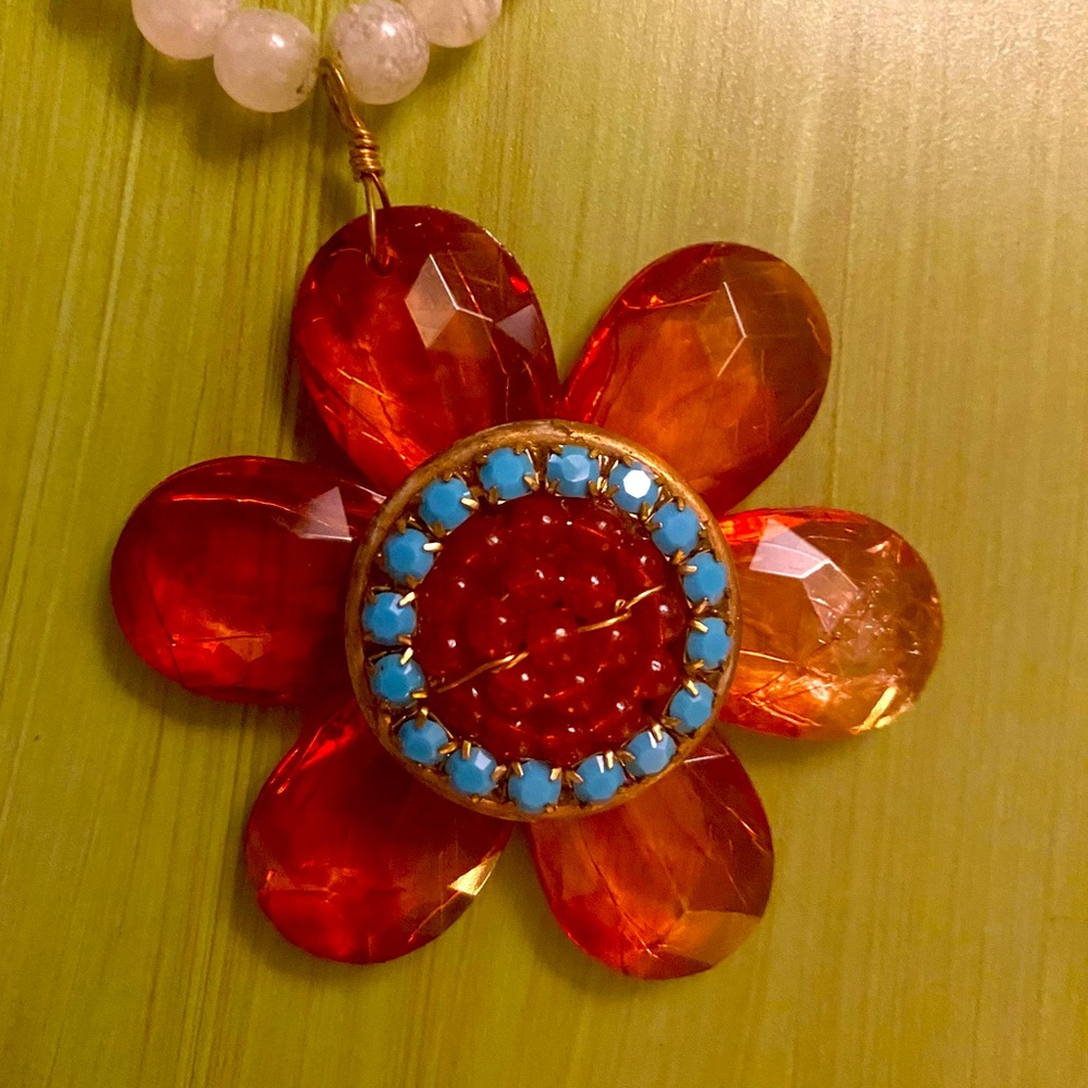 Gorgeous Lenora Dame Necklace